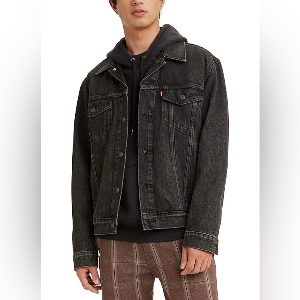 Levi’s Men’s Trucker Jacket - “Blow Away” Faded Black Denim - Large